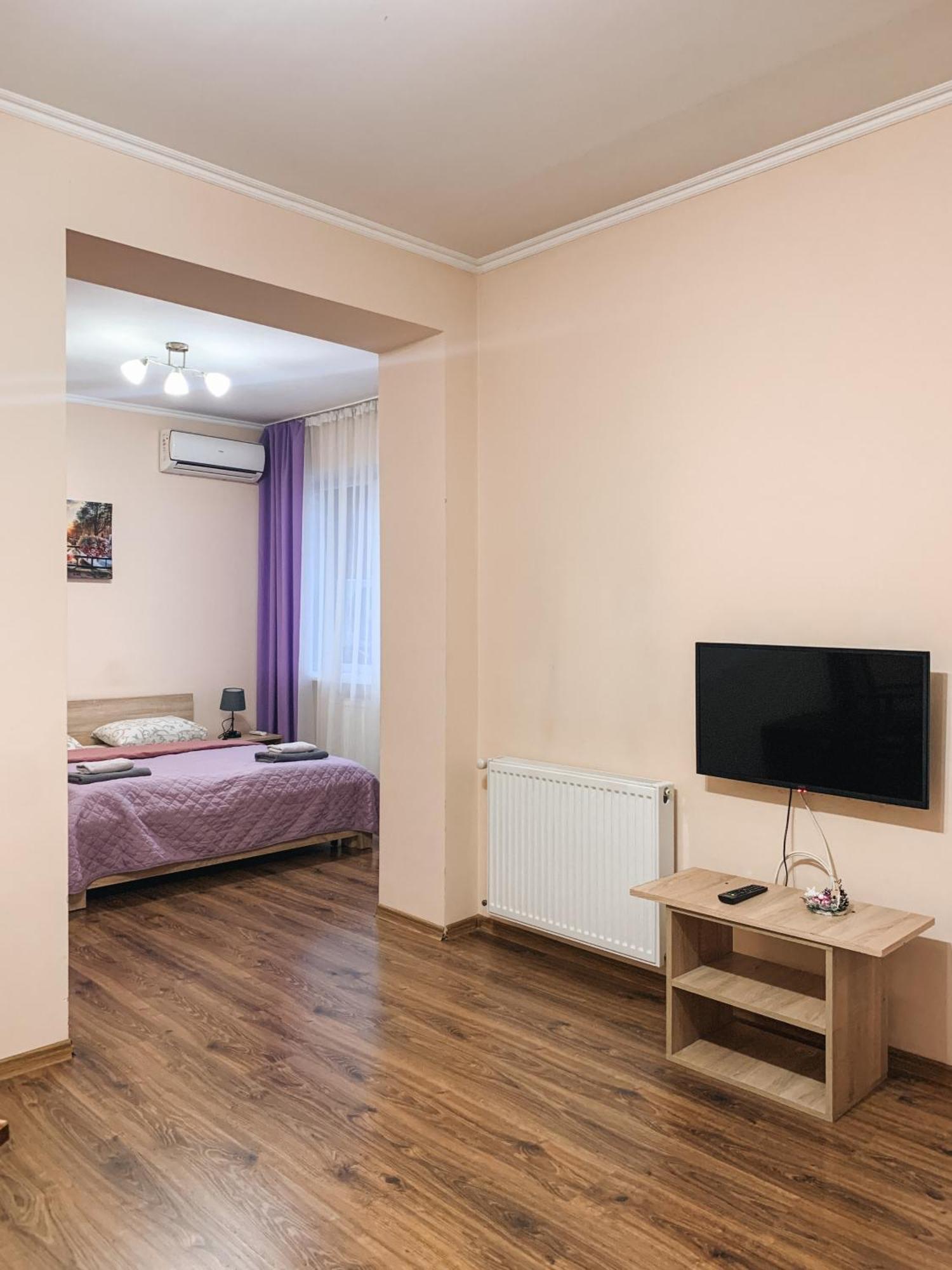 Apartments Domovik Parkaniya, 2A Mukacheve Exterior foto