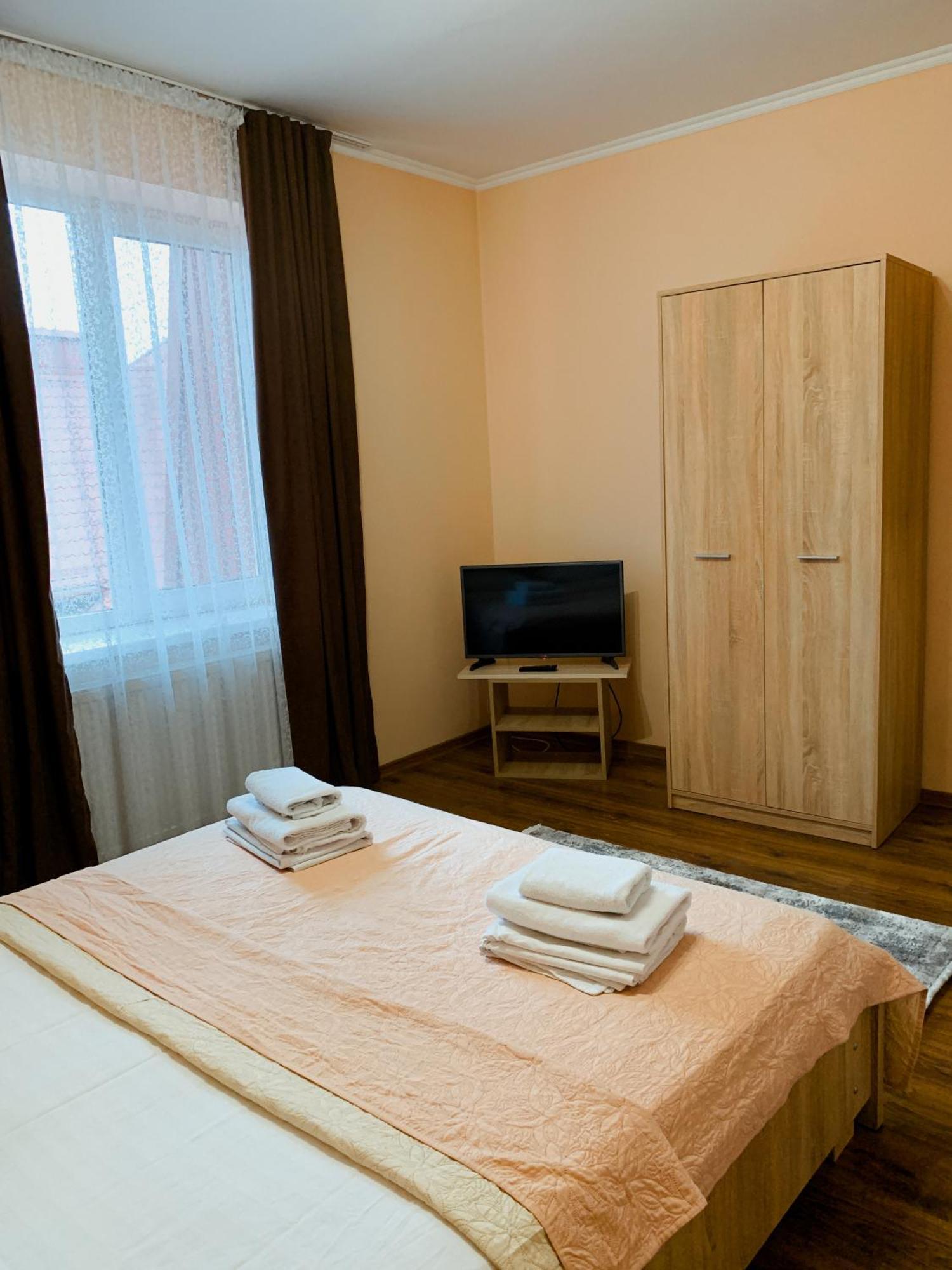 Apartments Domovik Parkaniya, 2A Mukacheve Exterior foto
